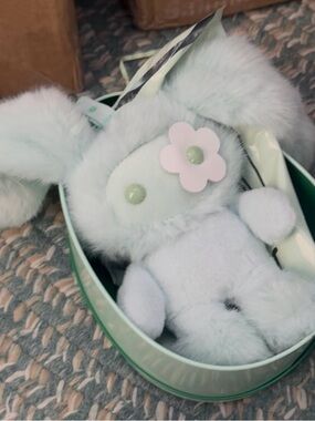 CJ Hendry Easter Juju - GREEN